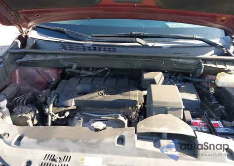 2018 Toyota Highlander Le from USA, damaged, VIN 5TDZARFH9JS037603